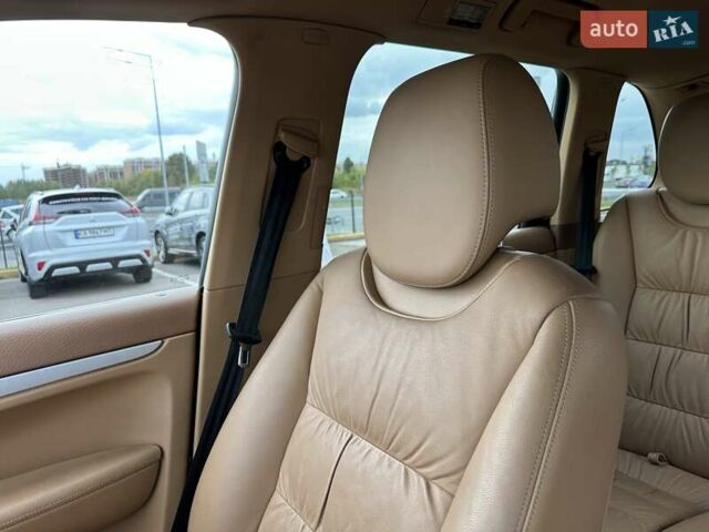 Білий Порше Cayenne, об'ємом двигуна 4.81 л та пробігом 181 тис. км за 8700 $, фото 26 на Automoto.ua