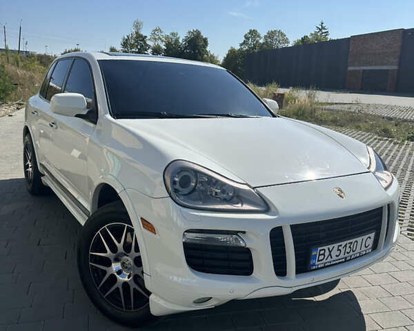 Білий Порше Cayenne, об'ємом двигуна 4.8 л та пробігом 314 тис. км за 9900 $, фото 9 на Automoto.ua