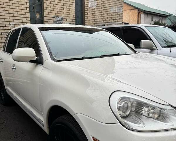 Белый Порше Каен, объемом двигателя 3.6 л и пробегом 196 тыс. км за 10700 $, фото 3 на Automoto.ua