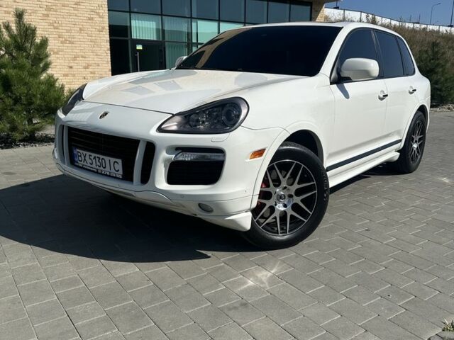 Білий Порше Cayenne, об'ємом двигуна 4.8 л та пробігом 314 тис. км за 9900 $, фото 1 на Automoto.ua