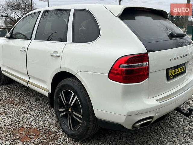 Білий Порше Cayenne, об'ємом двигуна 3.6 л та пробігом 169 тис. км за 13699 $, фото 4 на Automoto.ua