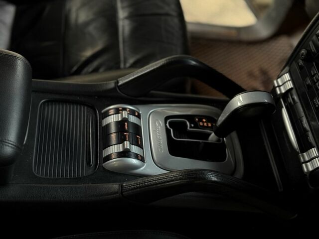 Белый Порше Каен, объемом двигателя 4.8 л и пробегом 350 тыс. км за 7500 $, фото 15 на Automoto.ua