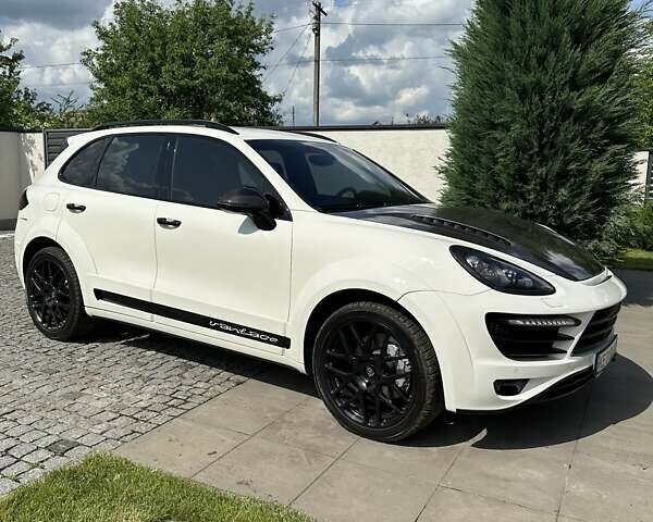 Білий Порше Cayenne, об'ємом двигуна 4.8 л та пробігом 198 тис. км за 27500 $, фото 2 на Automoto.ua