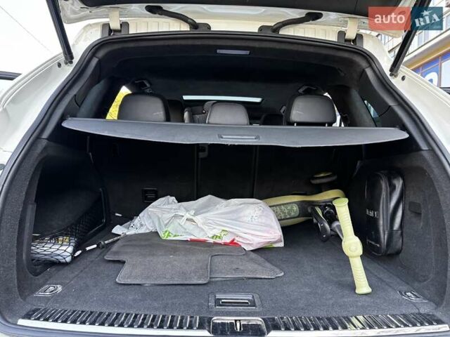 Білий Порше Cayenne, об'ємом двигуна 4.81 л та пробігом 161 тис. км за 16000 $, фото 8 на Automoto.ua