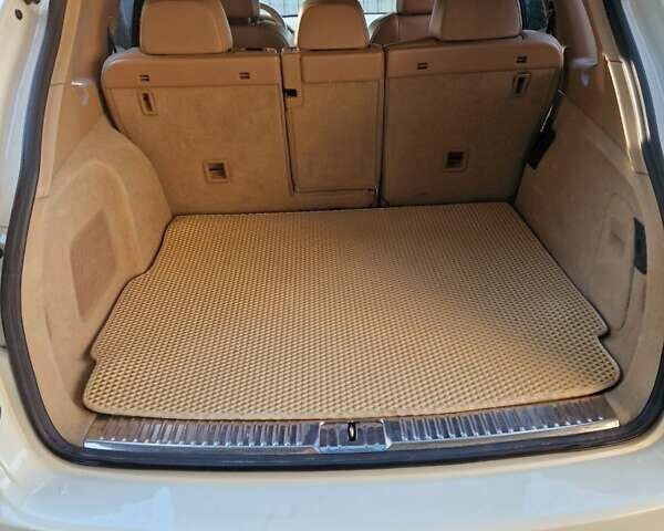 Білий Порше Cayenne, об'ємом двигуна 3 л та пробігом 199 тис. км за 15900 $, фото 36 на Automoto.ua
