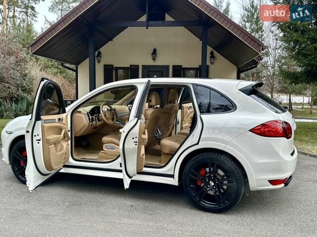 Белый Порше Каен, объемом двигателя 4.8 л и пробегом 144 тыс. км за 22700 $, фото 29 на Automoto.ua