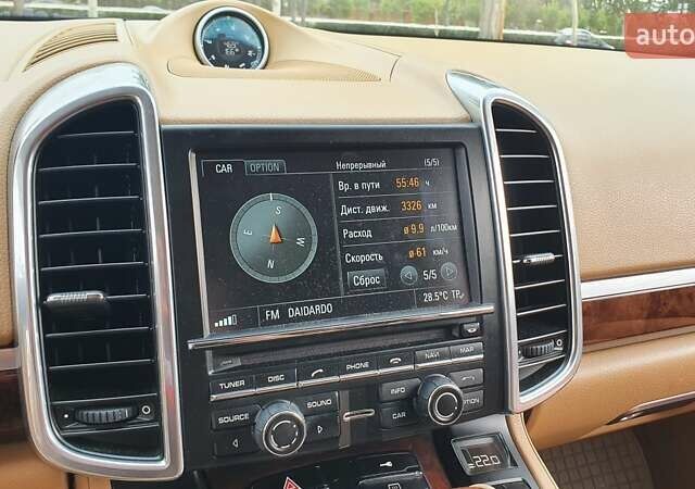 Білий Порше Cayenne, об'ємом двигуна 3 л та пробігом 199 тис. км за 15900 $, фото 19 на Automoto.ua