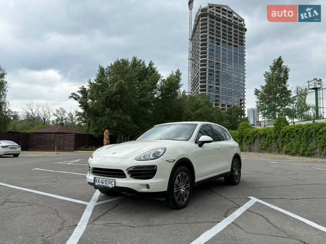 Белый Порше Каен, объемом двигателя 4.81 л и пробегом 167 тыс. км за 19999 $, фото 1 на Automoto.ua