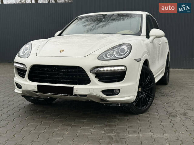 Белый Порше Каен, объемом двигателя 3.6 л и пробегом 159 тыс. км за 19999 $, фото 1 на Automoto.ua