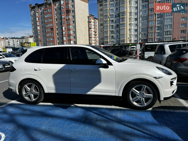 Белый Порше Каен, объемом двигателя 3 л и пробегом 200 тыс. км за 32000 $, фото 44 на Automoto.ua