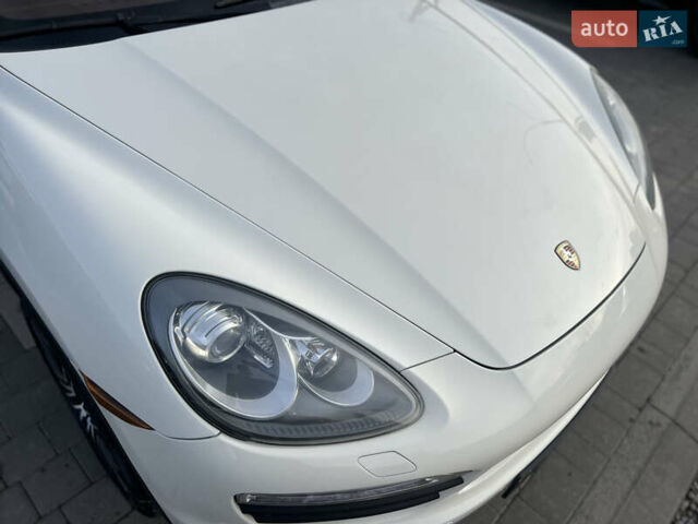 Белый Порше Каен, объемом двигателя 3.6 л и пробегом 167 тыс. км за 17500 $, фото 4 на Automoto.ua