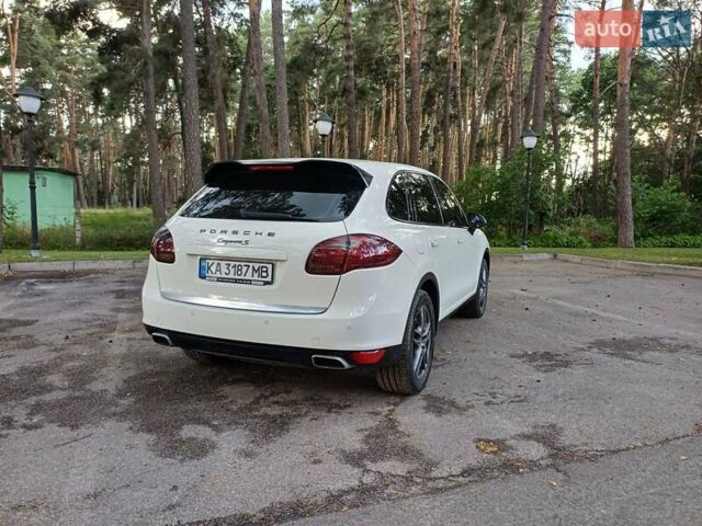 Белый Порше Каен, объемом двигателя 4.8 л и пробегом 167 тыс. км за 14999 $, фото 8 на Automoto.ua