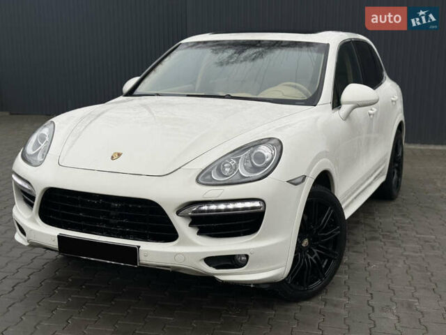 Белый Порше Каен, объемом двигателя 3.6 л и пробегом 159 тыс. км за 19999 $, фото 2 на Automoto.ua