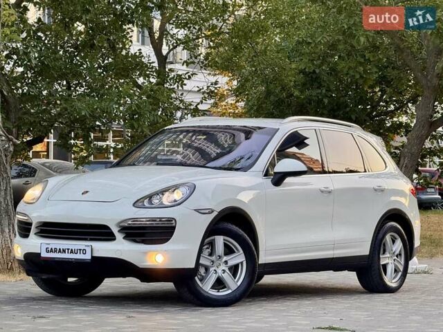Порше Каен 2011 в Одессе на Automoto.ua Белый Порше Каен, объемом двигателя 4.81 л и пробегом 238 тыс. км за 16800 $, фото 20 на Automoto.ua