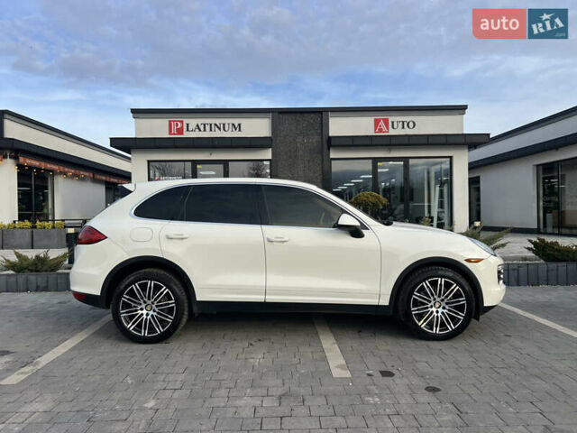 Белый Порше Каен, объемом двигателя 3.6 л и пробегом 167 тыс. км за 17500 $, фото 6 на Automoto.ua