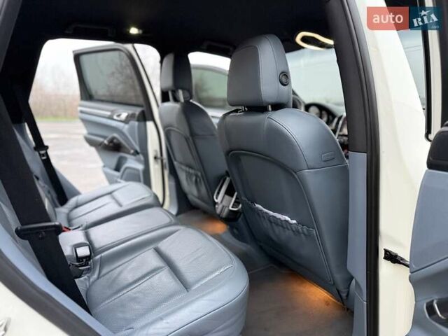 Белый Порше Каен, объемом двигателя 4.8 л и пробегом 199 тыс. км за 16500 $, фото 23 на Automoto.ua