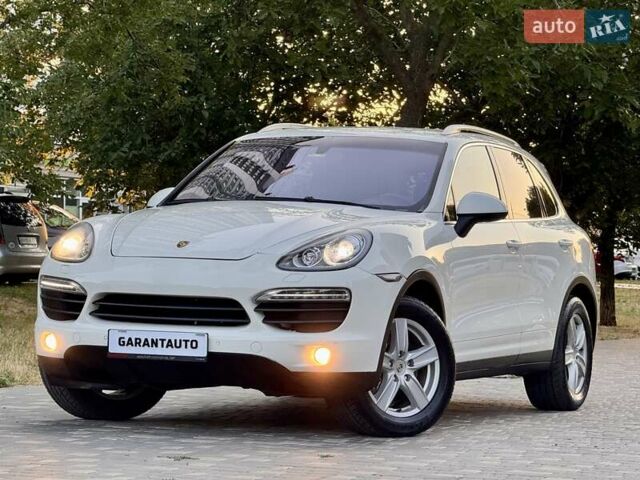 Порше Каен 2011 в Одессе на Automoto.ua Белый Порше Каен, объемом двигателя 4.81 л и пробегом 238 тыс. км за 16800 $, фото 21 на Automoto.ua