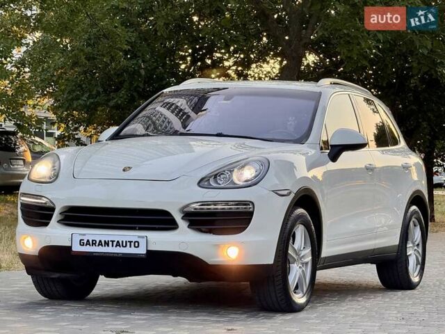 Порше Каен 2011 в Одессе на Automoto.ua Белый Порше Каен, объемом двигателя 4.81 л и пробегом 238 тыс. км за 16800 $, фото 6 на Automoto.ua