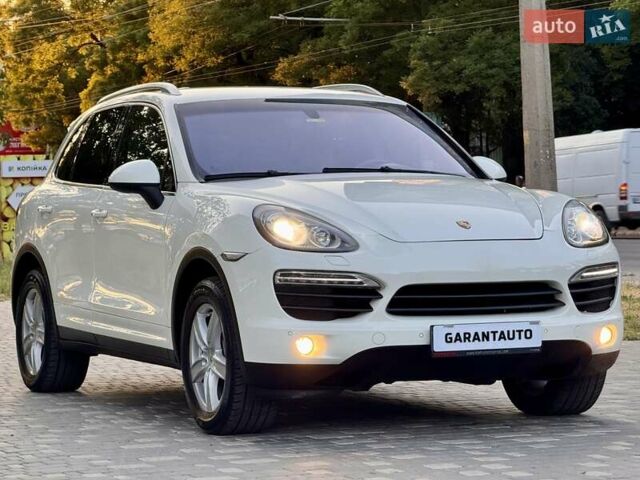 Порше Каен 2011 в Одессе на Automoto.ua Белый Порше Каен, объемом двигателя 4.81 л и пробегом 238 тыс. км за 16800 $, фото 2 на Automoto.ua