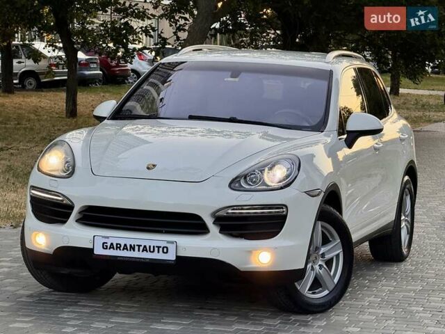 Порше Каен 2011 в Одессе на Automoto.ua Белый Порше Каен, объемом двигателя 4.81 л и пробегом 238 тыс. км за 16800 $, фото 13 на Automoto.ua