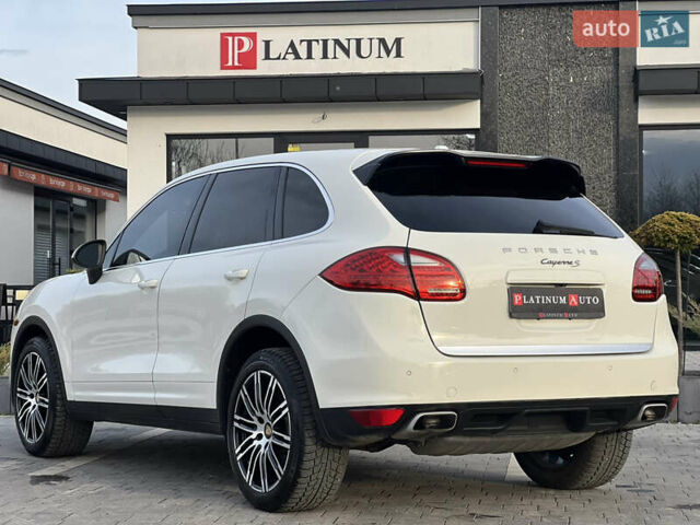 Білий Порше Cayenne, об'ємом двигуна 3.6 л та пробігом 167 тис. км за 17500 $, фото 7 на Automoto.ua