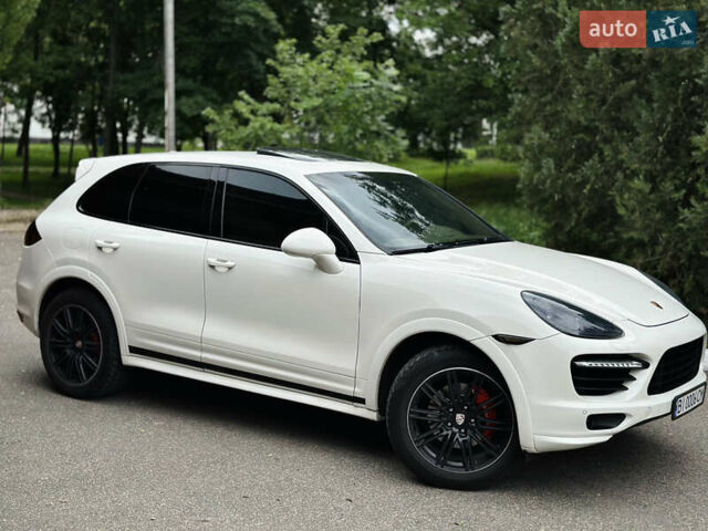 Белый Порше Каен, объемом двигателя 3.6 л и пробегом 255 тыс. км за 17500 $, фото 3 на Automoto.ua
