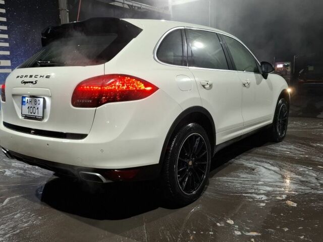 Білий Порше Cayenne, об'ємом двигуна 4.8 л та пробігом 131 тис. км за 23837 $, фото 10 на Automoto.ua