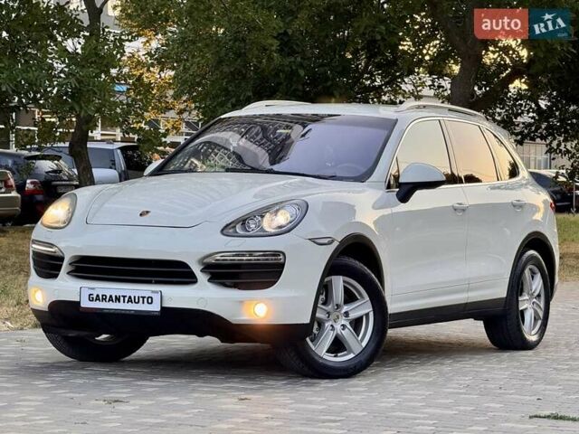 Порше Каен 2011 в Одессе на Automoto.ua Белый Порше Каен, объемом двигателя 4.81 л и пробегом 238 тыс. км за 16800 $, фото 17 на Automoto.ua