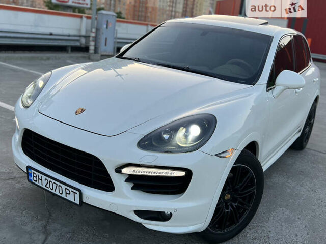 Білий Порше Cayenne, об'ємом двигуна 3.6 л та пробігом 230 тис. км за 19900 $, фото 3 на Automoto.ua