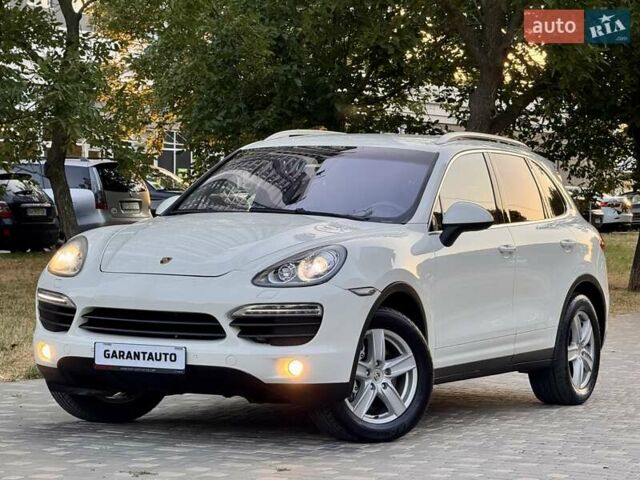 Порше Каен 2011 в Одессе на Automoto.ua Белый Порше Каен, объемом двигателя 4.81 л и пробегом 238 тыс. км за 16800 $, фото 16 на Automoto.ua