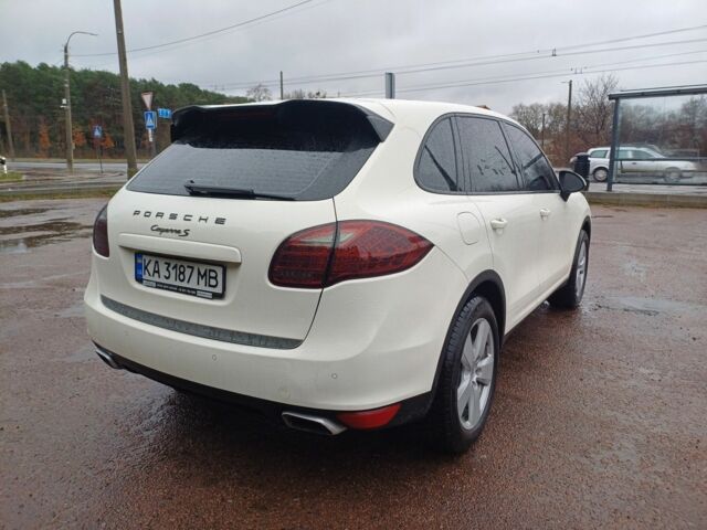 Белый Порше Каен, объемом двигателя 4.8 л и пробегом 168 тыс. км за 14028 $, фото 15 на Automoto.ua