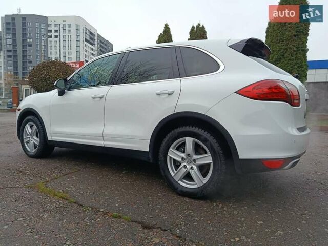 Белый Порше Каен, объемом двигателя 3.6 л и пробегом 193 тыс. км за 24500 $, фото 10 на Automoto.ua