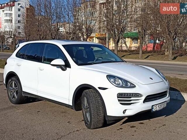 Белый Порше Каен, объемом двигателя 3.6 л и пробегом 188 тыс. км за 18200 $, фото 6 на Automoto.ua
