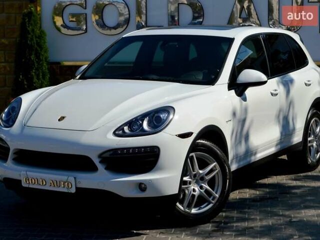 Білий Порше Cayenne, об'ємом двигуна 3 л та пробігом 122 тис. км за 23500 $, фото 14 на Automoto.ua