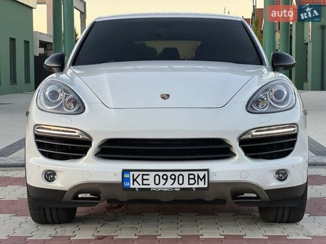 Белый Порше Каен, объемом двигателя 2.97 л и пробегом 197 тыс. км за 19900 $, фото 1 на Automoto.ua