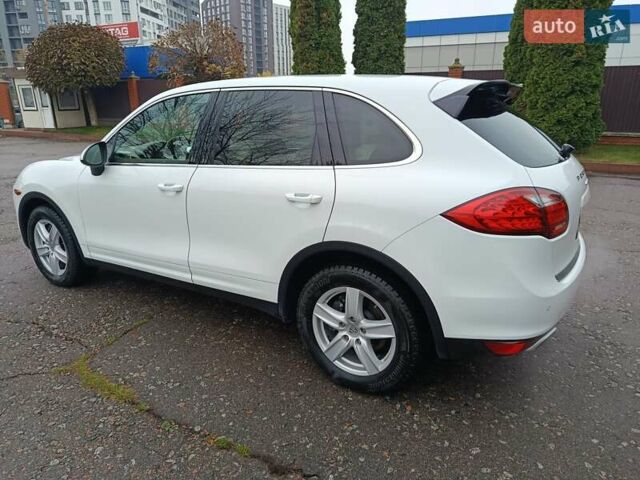 Белый Порше Каен, объемом двигателя 3.6 л и пробегом 193 тыс. км за 24500 $, фото 9 на Automoto.ua