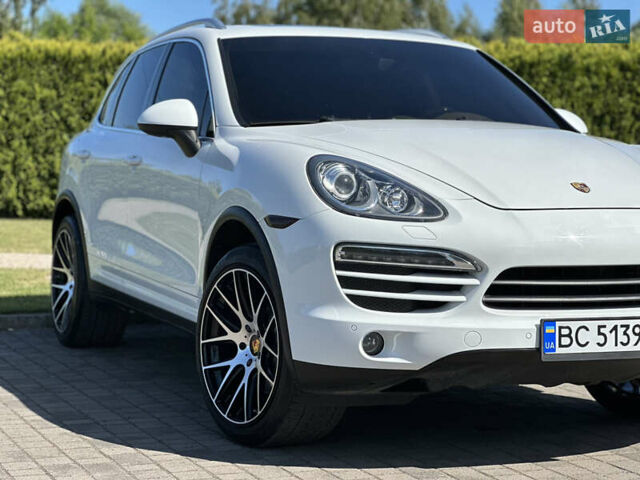 Білий Порше Cayenne, об'ємом двигуна 3.6 л та пробігом 200 тис. км за 19500 $, фото 3 на Automoto.ua