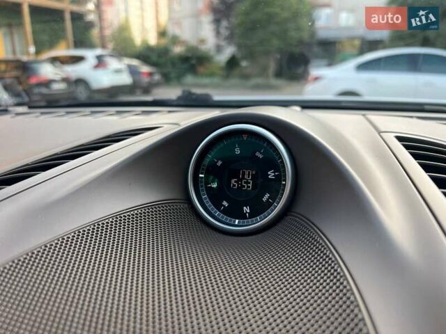 Белый Порше Каен, объемом двигателя 3.6 л и пробегом 300 тыс. км за 13500 $, фото 3 на Automoto.ua