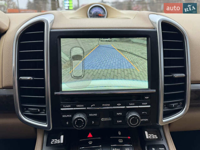 Білий Порше Cayenne, об'ємом двигуна 3.6 л та пробігом 200 тис. км за 18900 $, фото 22 на Automoto.ua