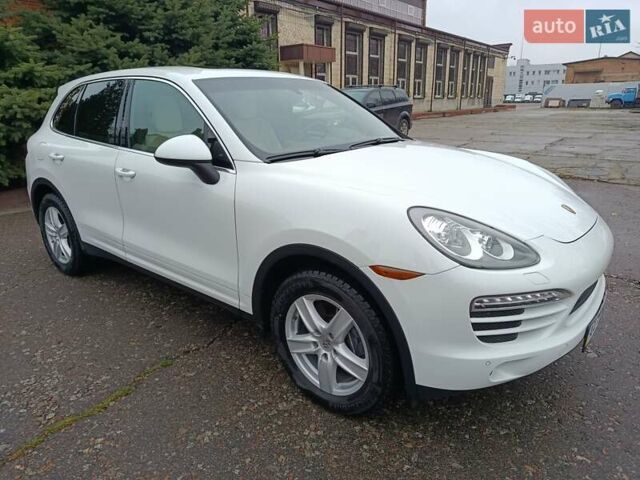 Белый Порше Каен, объемом двигателя 3.6 л и пробегом 193 тыс. км за 24500 $, фото 4 на Automoto.ua