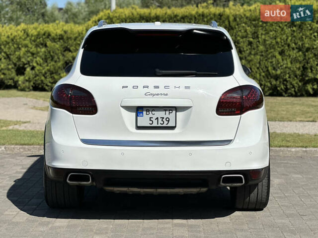 Білий Порше Cayenne, об'ємом двигуна 3.6 л та пробігом 200 тис. км за 19500 $, фото 24 на Automoto.ua