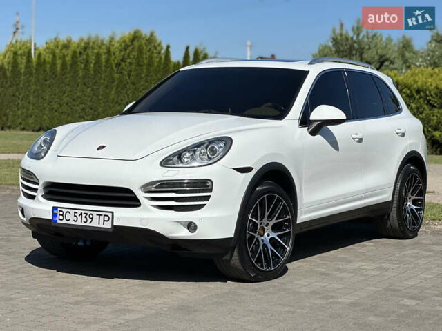 Білий Порше Cayenne, об'ємом двигуна 3.6 л та пробігом 200 тис. км за 19500 $, фото 4 на Automoto.ua