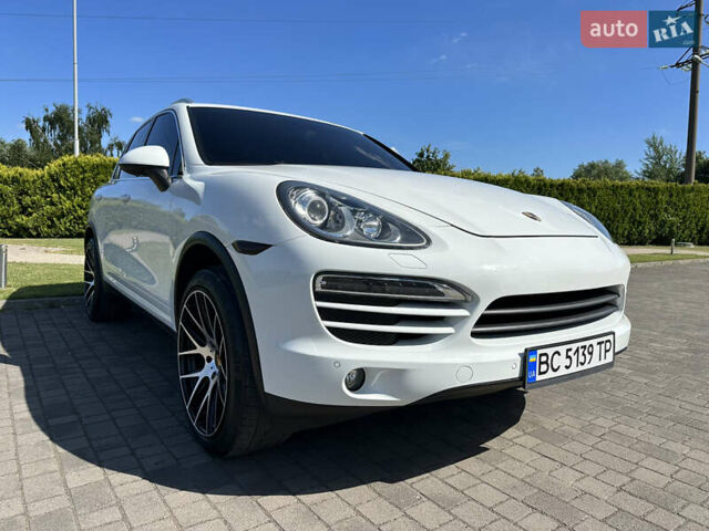 Білий Порше Cayenne, об'ємом двигуна 3.6 л та пробігом 200 тис. км за 19500 $, фото 14 на Automoto.ua