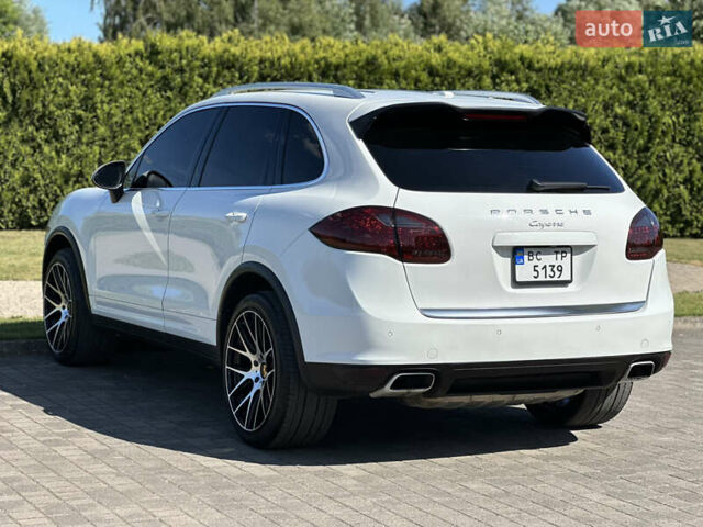 Порше Cayenne 2012 у Львові на Automoto.ua Білий Порше Cayenne, об'ємом двигуна 3.6 л та пробігом 200 тис. км за 19500 $, фото 16 на Automoto.ua