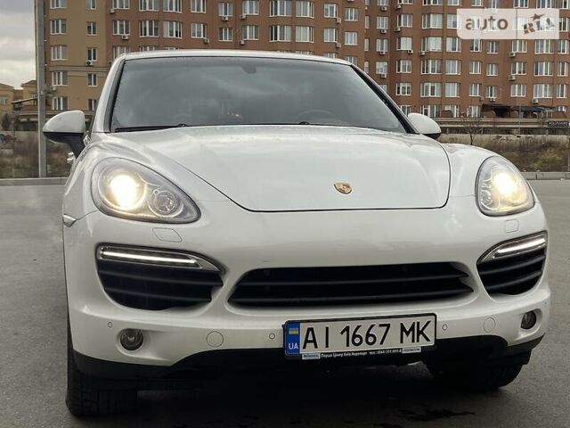 Білий Порше Cayenne, об'ємом двигуна 3 л та пробігом 124 тис. км за 21900 $, фото 7 на Automoto.ua