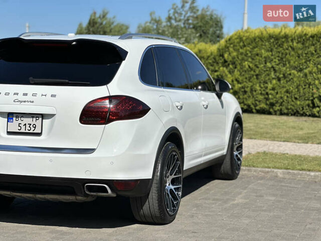 Білий Порше Cayenne, об'ємом двигуна 3.6 л та пробігом 200 тис. км за 19500 $, фото 19 на Automoto.ua
