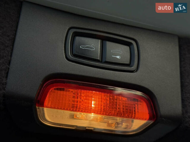 Белый Порше Каен, объемом двигателя 4.81 л и пробегом 133 тыс. км за 22000 $, фото 8 на Automoto.ua