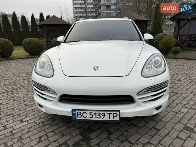 Білий Порше Cayenne, об'ємом двигуна 3.6 л та пробігом 200 тис. км за 18900 $, фото 2 на Automoto.ua