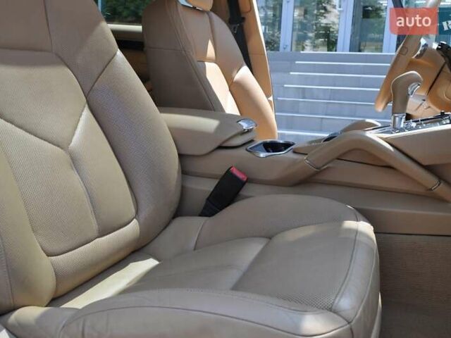 Белый Порше Каен, объемом двигателя 3 л и пробегом 130 тыс. км за 20000 $, фото 21 на Automoto.ua