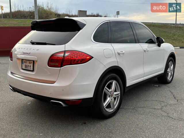 Білий Порше Cayenne, об'ємом двигуна 4.8 л та пробігом 81 тис. км за 20900 $, фото 5 на Automoto.ua